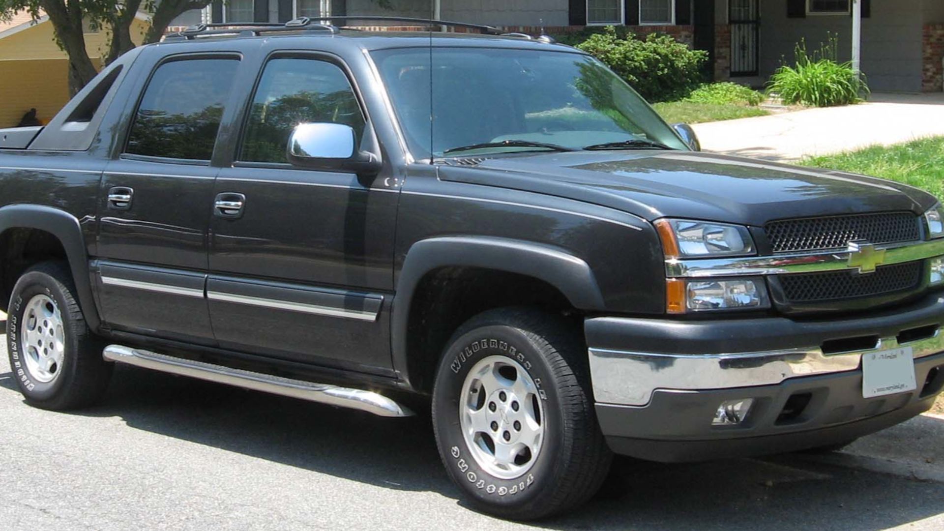 File:2003-06 Chevrolet Avalanche WBH.jpg