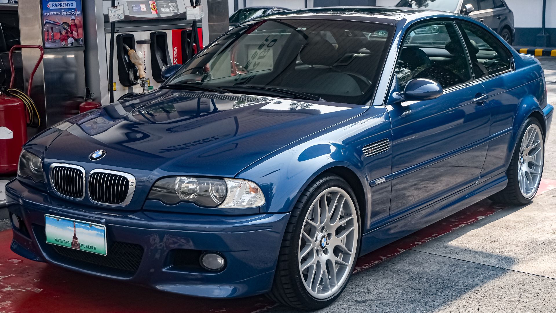 File:BMW M3 E46 Interlagos Blue 01.jpg