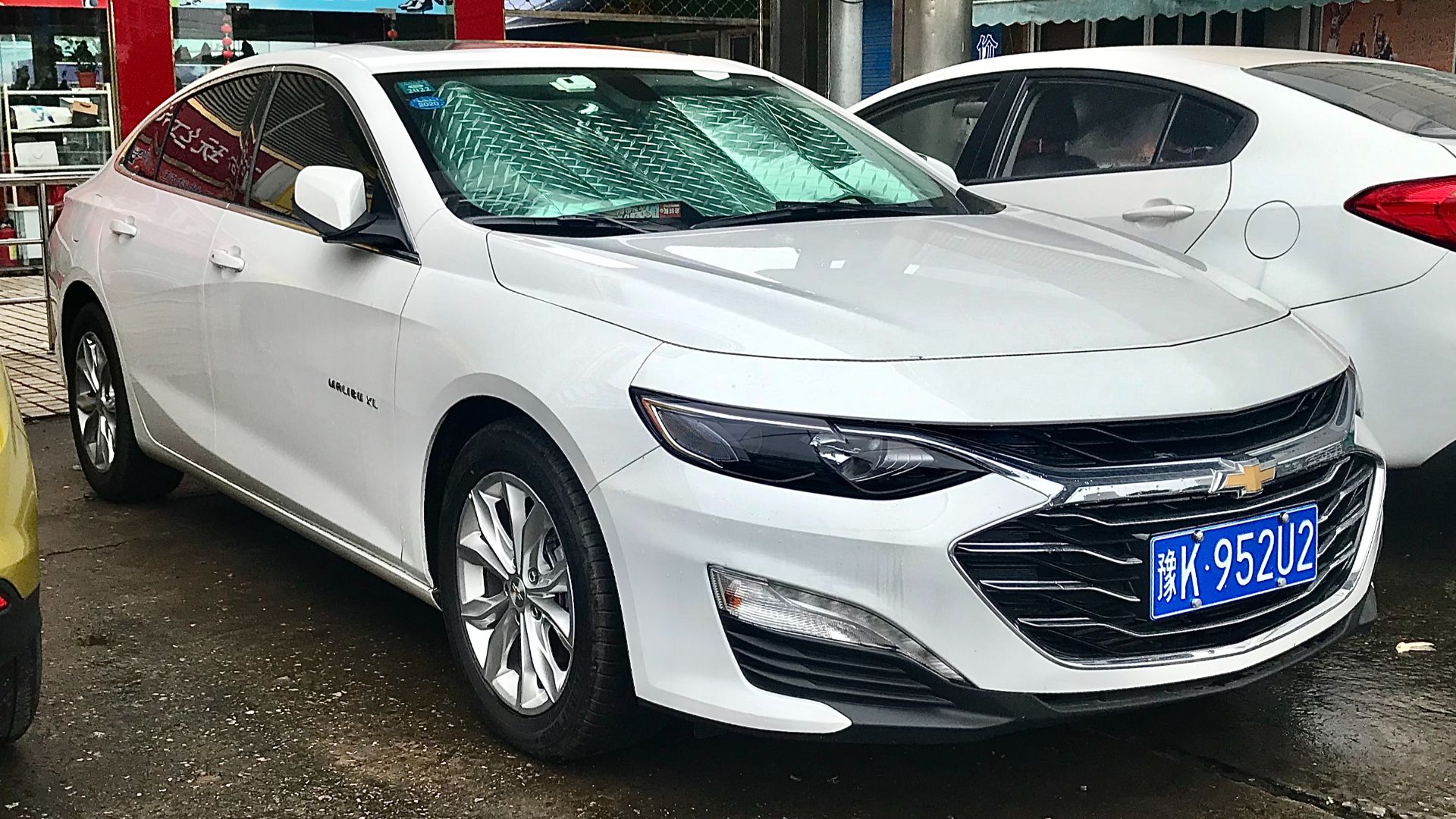 File:Chevrolet Malibu XL facelift.jpg