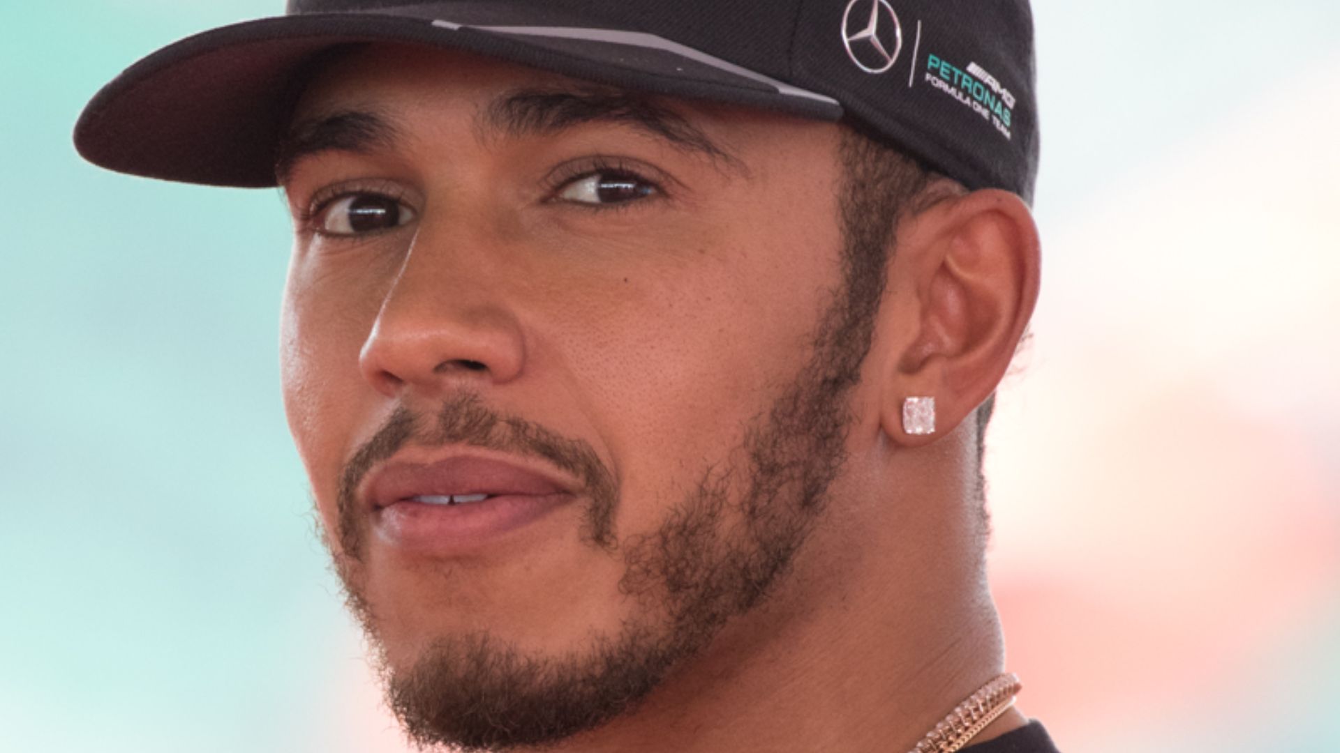File:Lewis Hamilton 2016 Malaysia 1.jpg