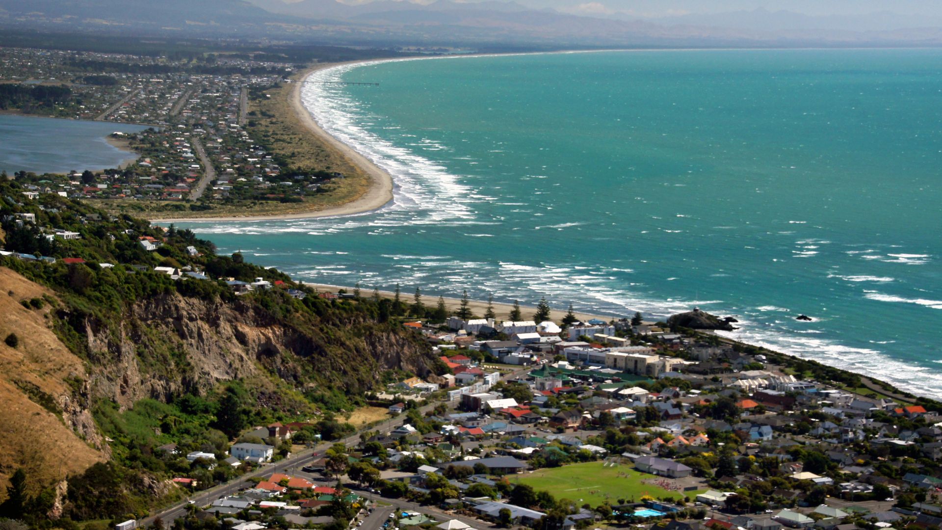 File:Sumner. Christchurch NZ (13506509155).jpg