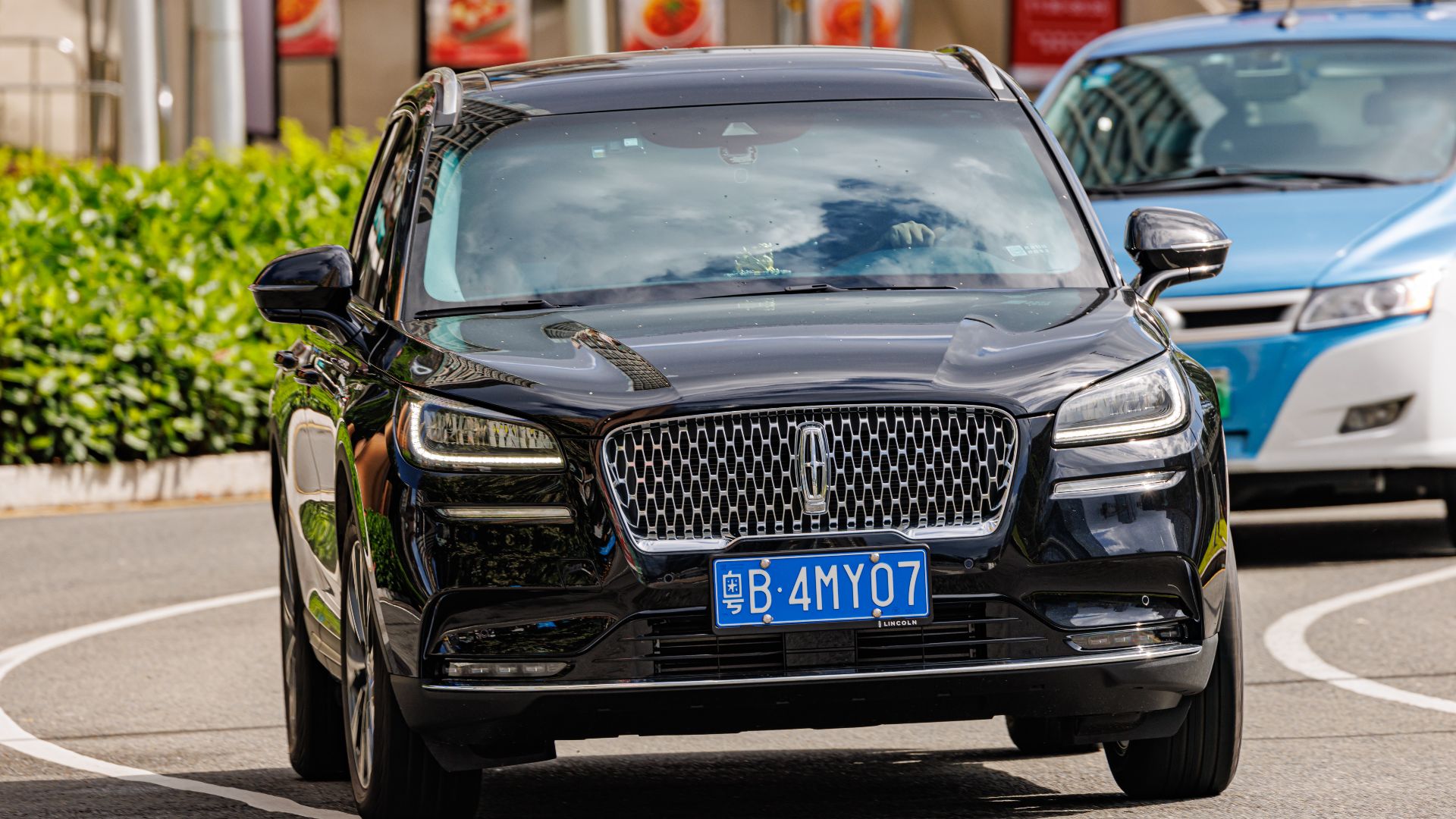 File:LINCOLN CORSAIR China.jpg