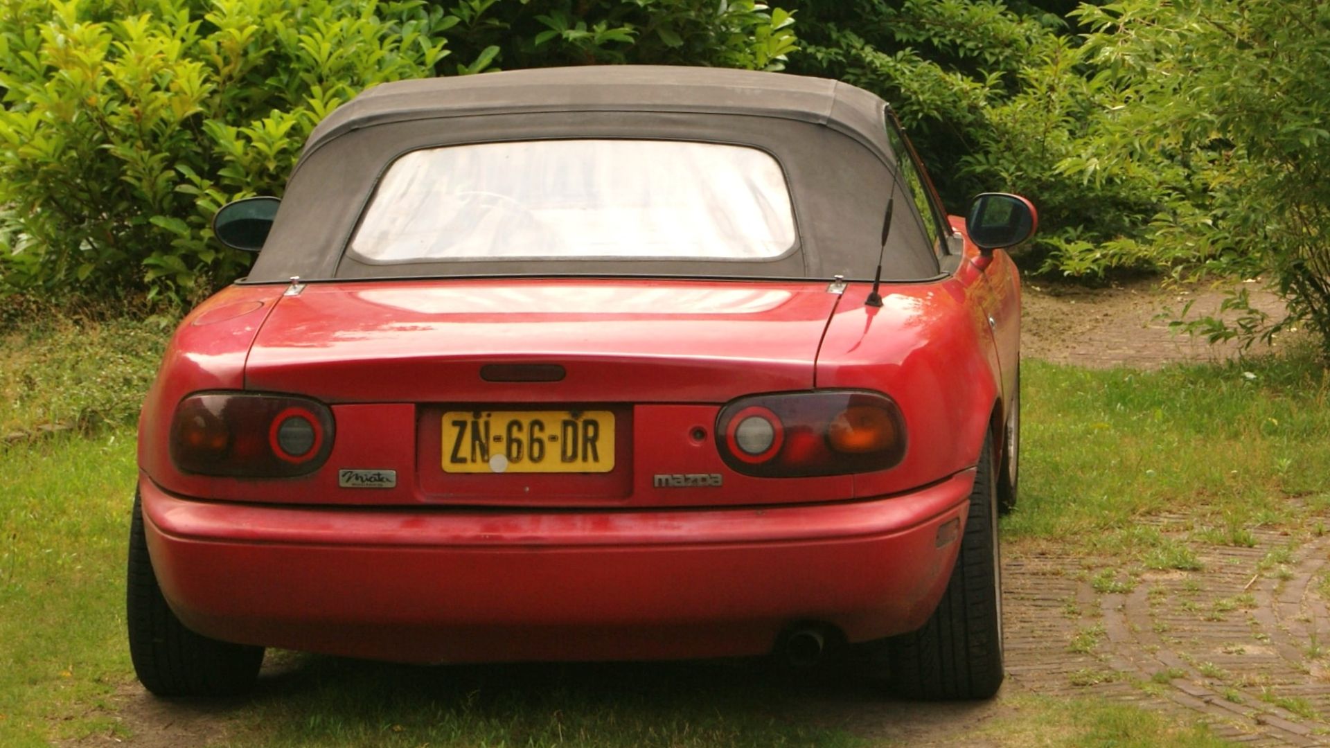 File:1991 Mazda MX-5 Miata (9207308719).jpg