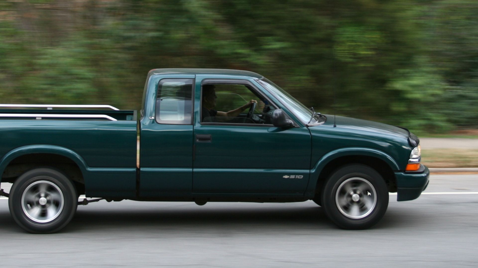 File:2009-03-11 Chevy S-10 SB on N Gregson St in Durham (cropped).jpg