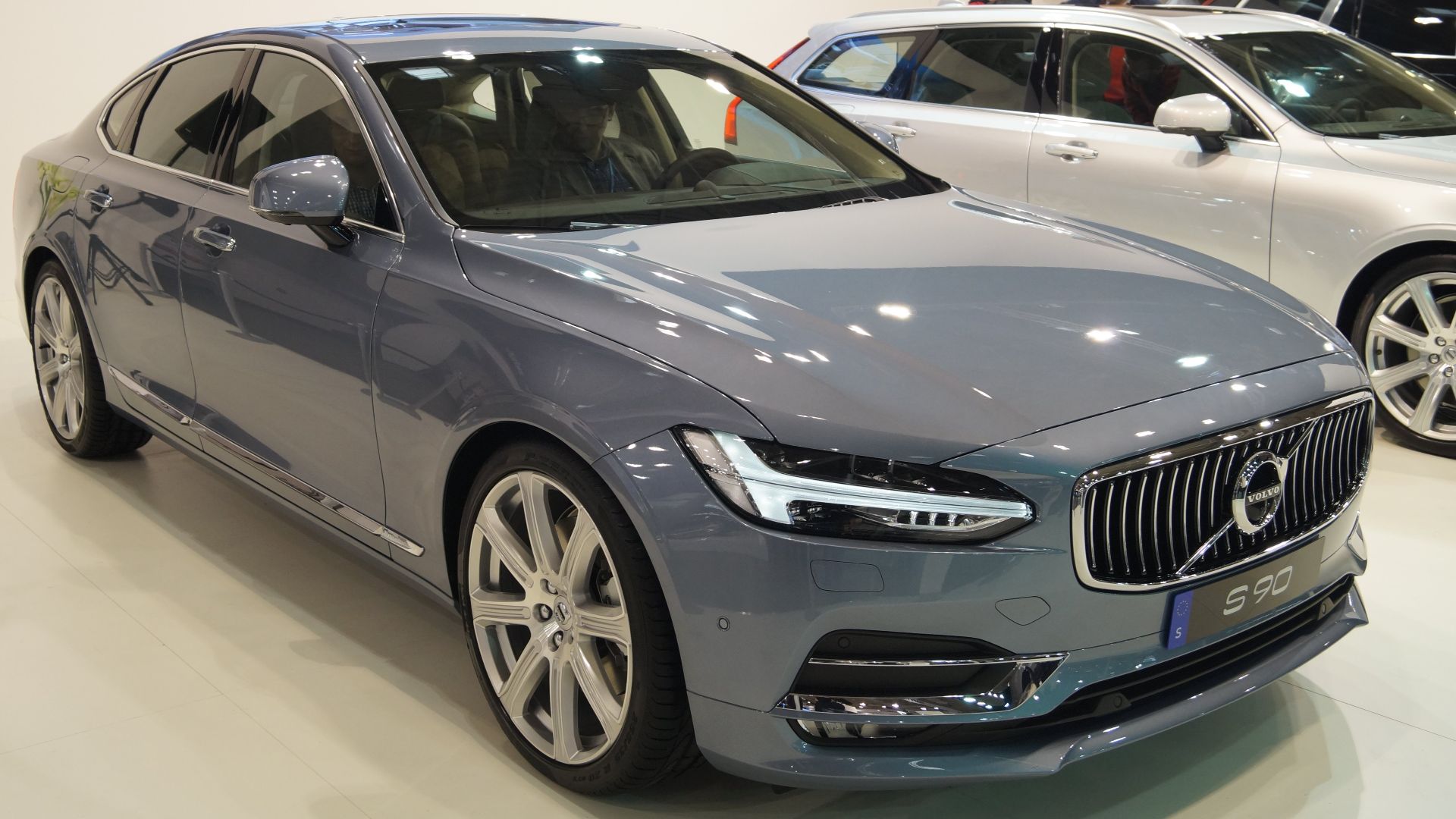 File:Volvo S90 - przód (MSP16).jpg