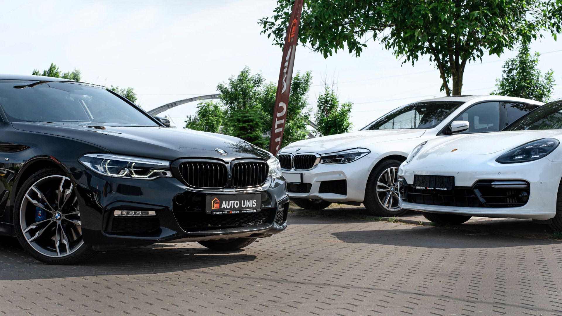 a group of cars parked
