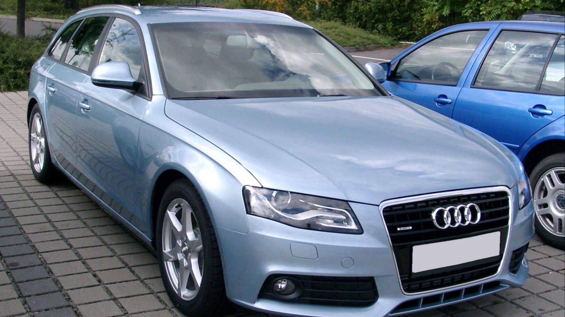 File:Audi A4 B8 Avant front 20080811.jpg