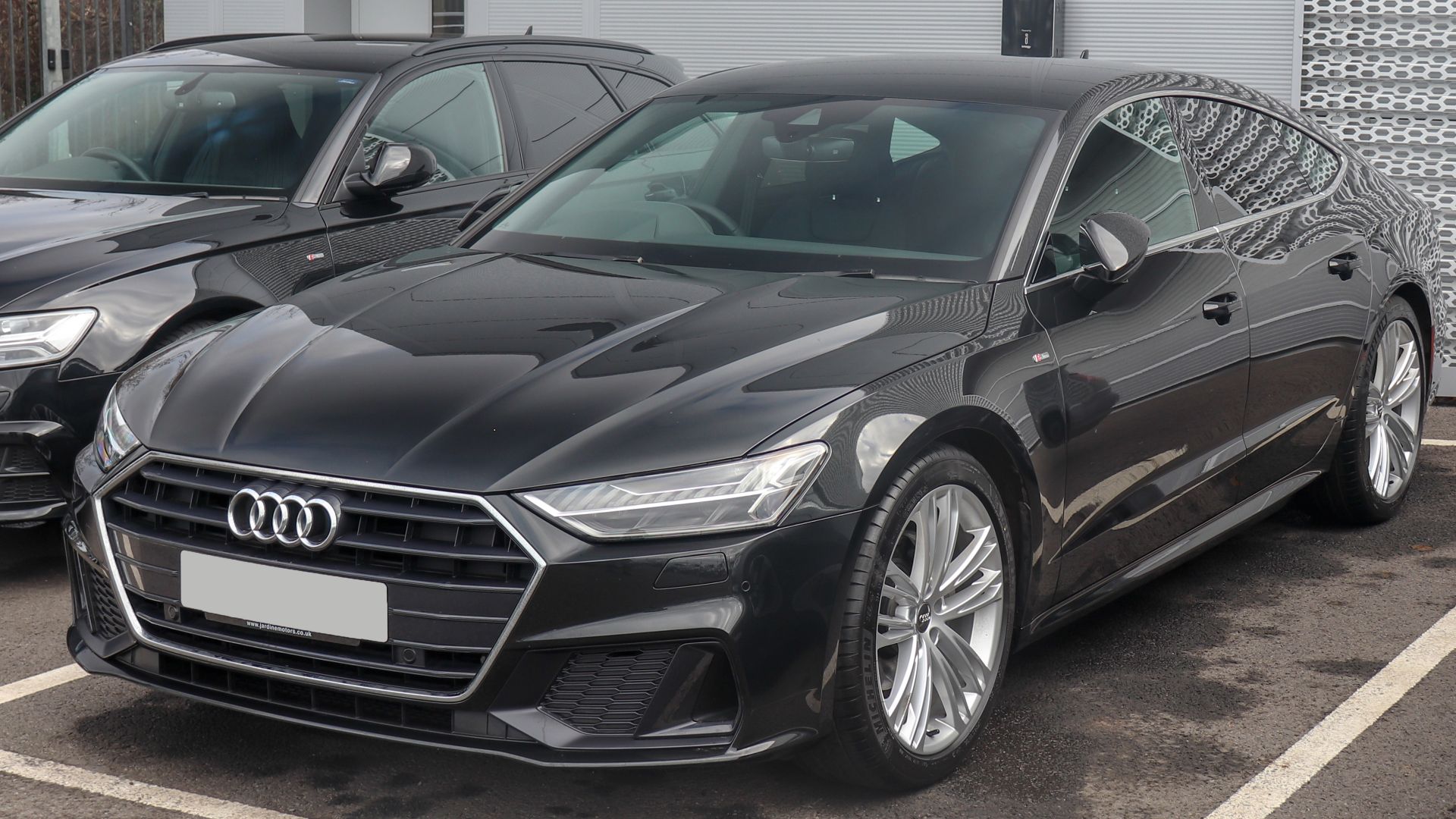 File:2018 Audi A7 S Line 40 TDi S-A 2.0.jpg