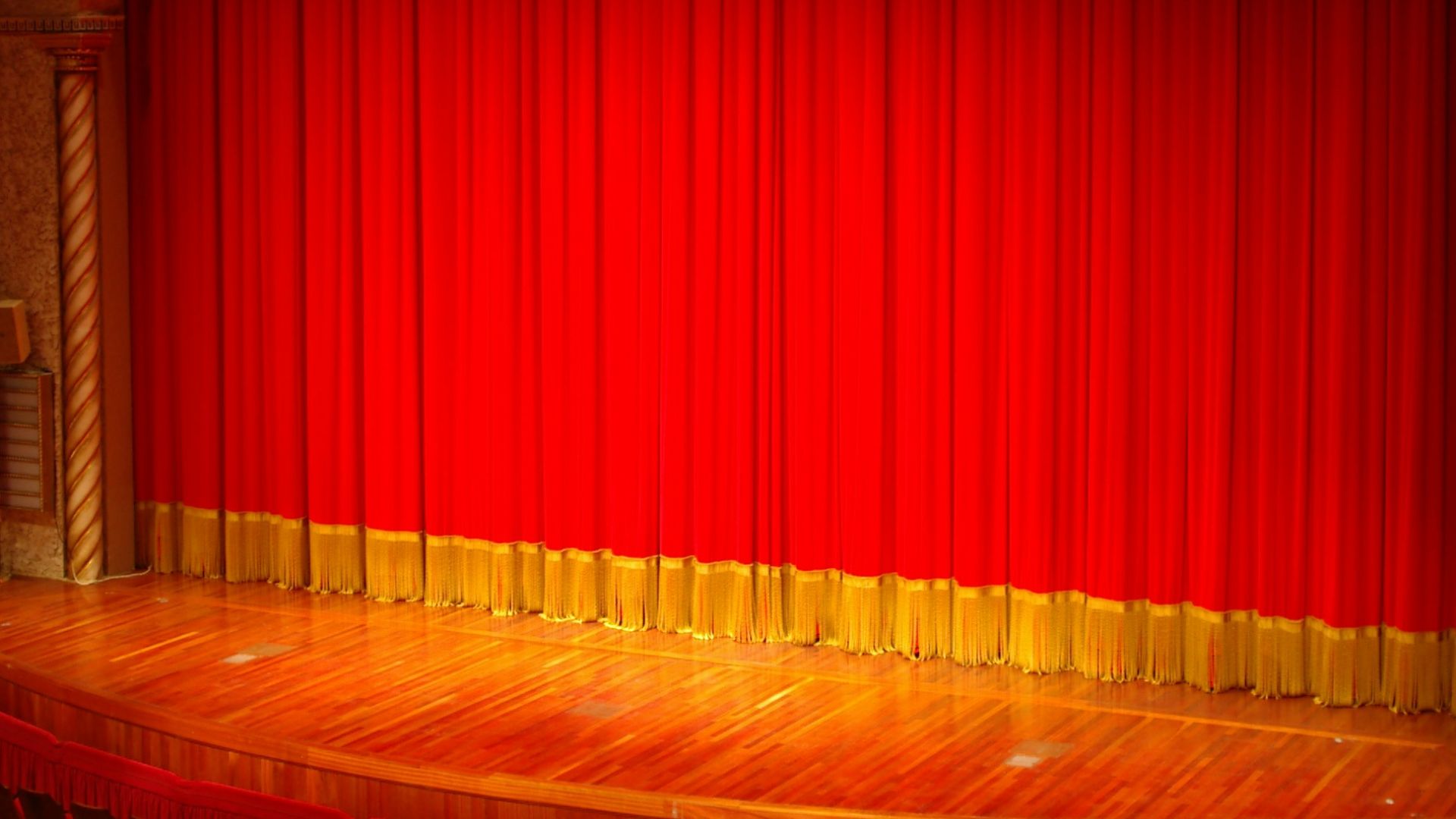 red and yellow stage