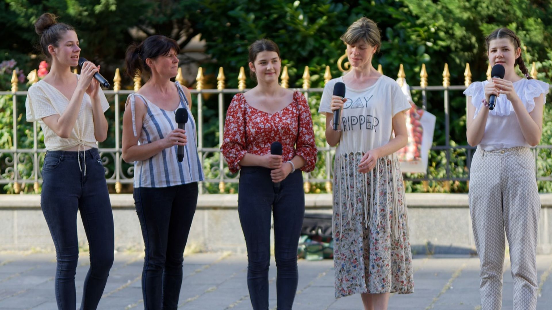 Surprising_SnapShots