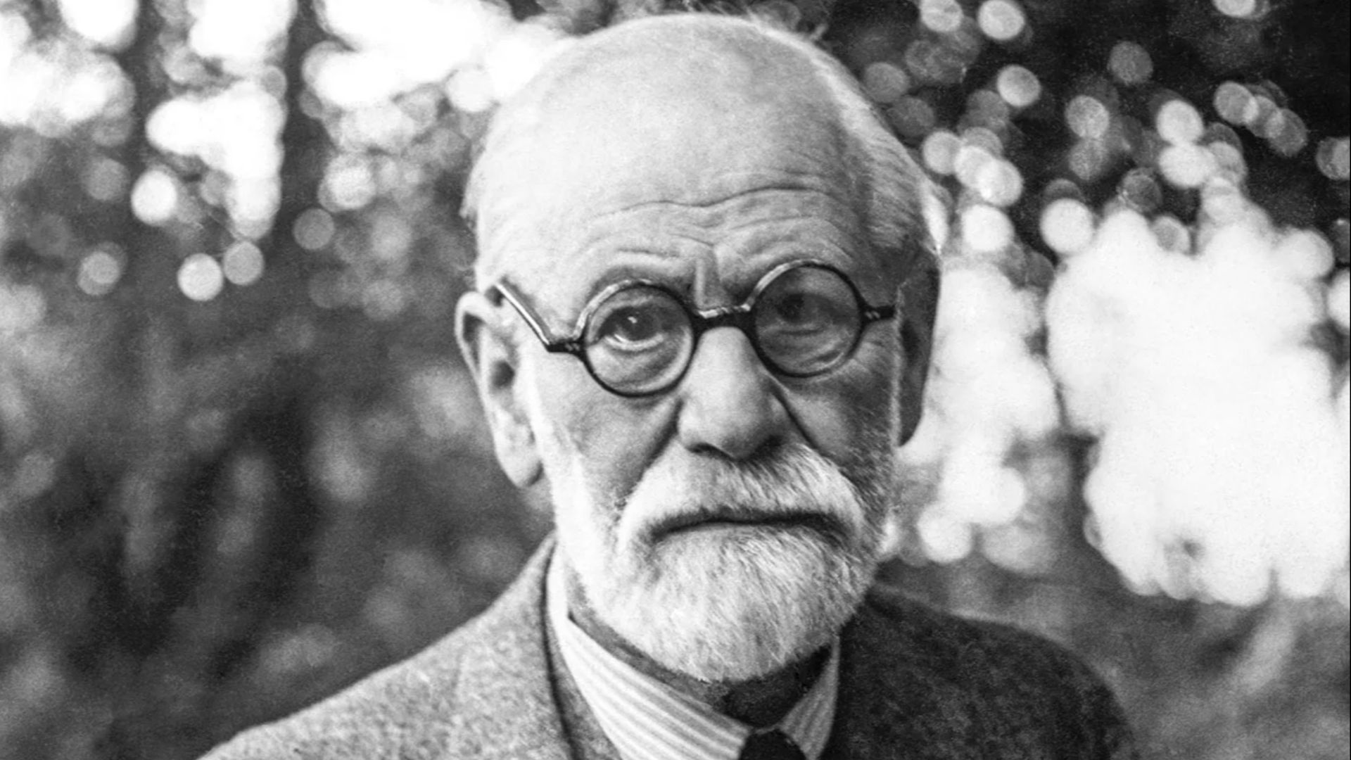 File:Austrian-psychoanalyst-Sigmund-Freud-1935.webp