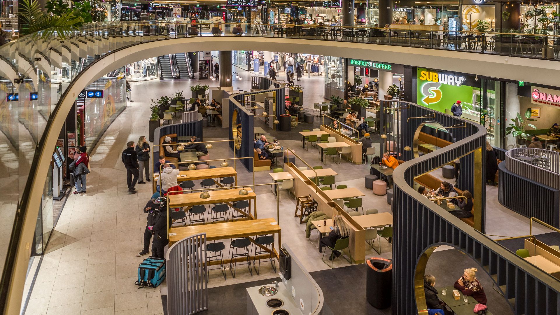 File:Food court in the Mall of Tripla.jpg