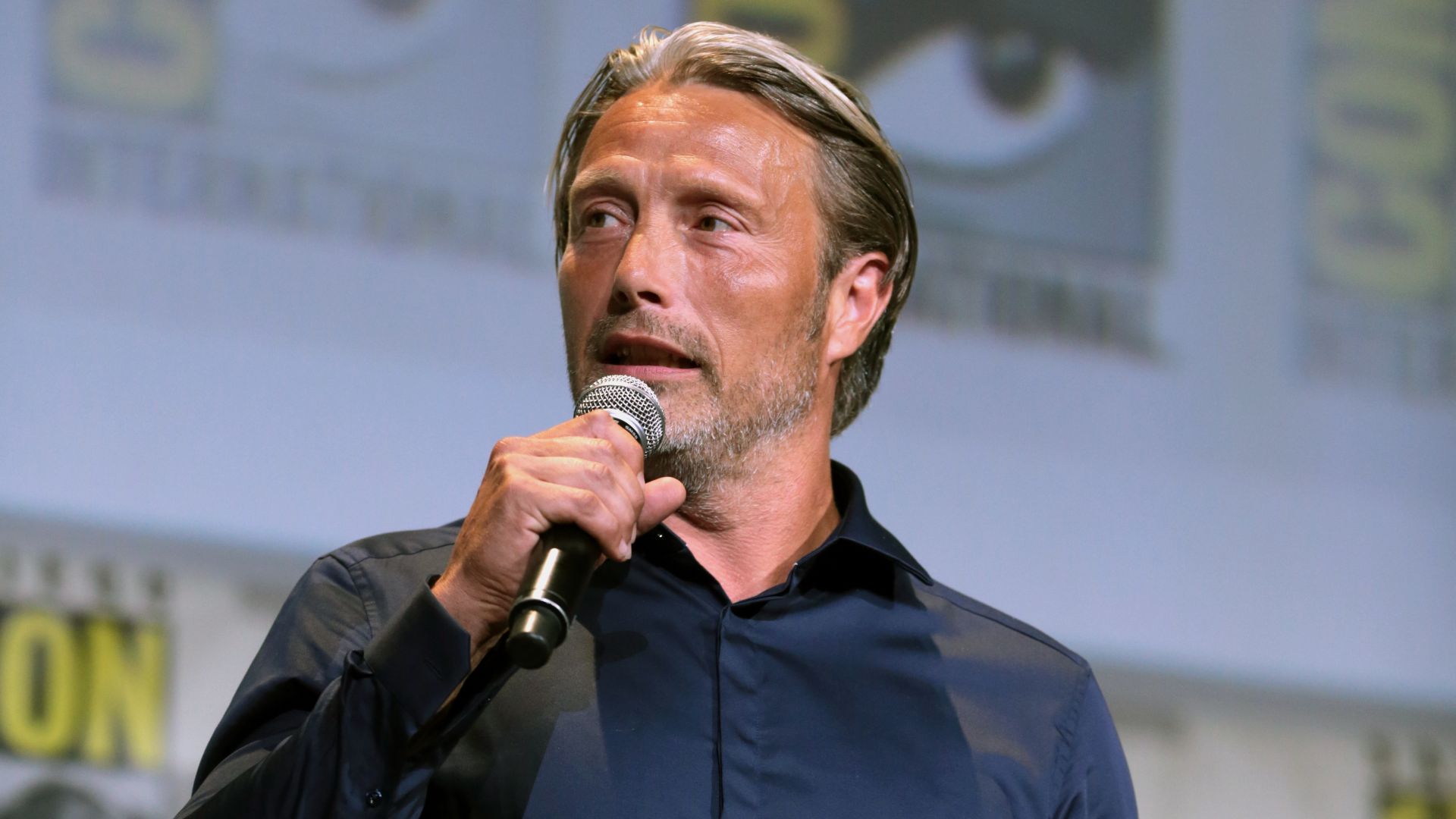 File:Mads Mikkelsen (28019463204).jpg