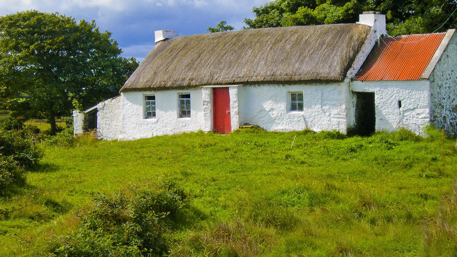 File:Irish cottage - geograph.org.uk - 3447198.jpg