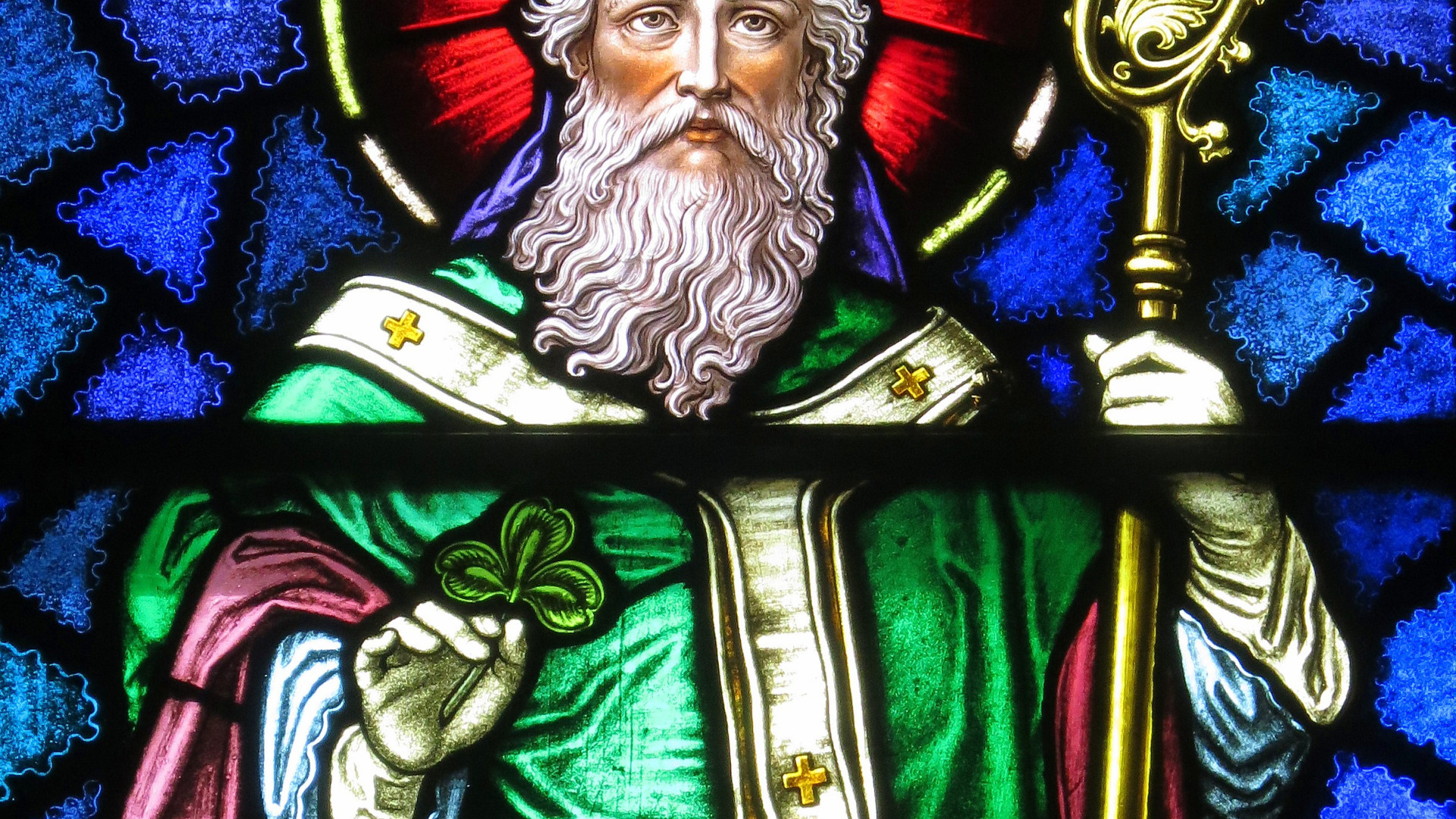 File:Saint Patrick Catholic Church (Junction City, Ohio) - stained glass, Saint Patrick - detail.jpg