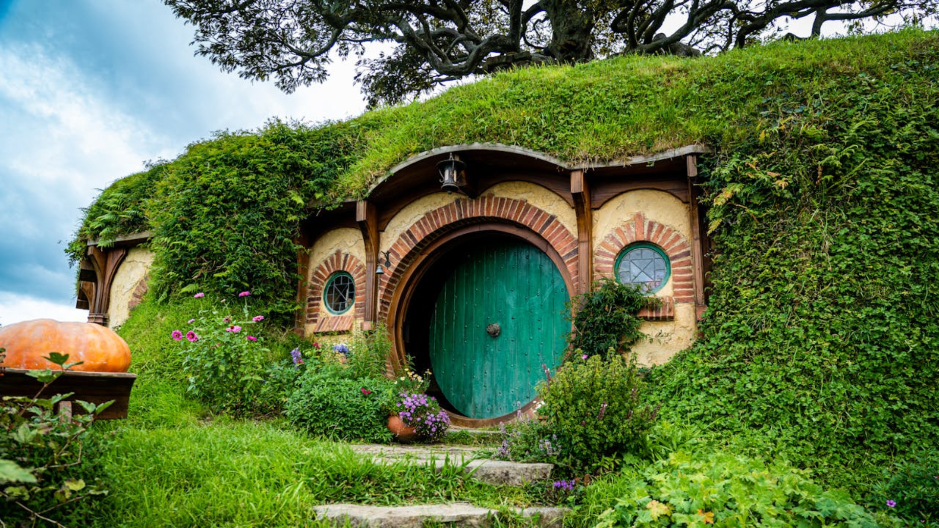 For Couples With Children, This Option Lets The Whole Family Get In On The Halloween Fun. Don Your Latex Superhero Suits And Pack The Kids For A Night Of Trick Or Treating And Fighting Crime. (56)