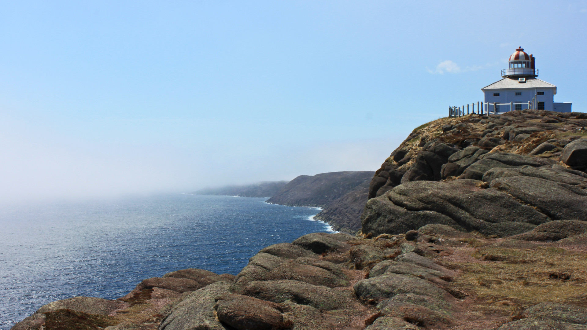 File:Cliffside View of Cape Spear Lighthouse.jpg