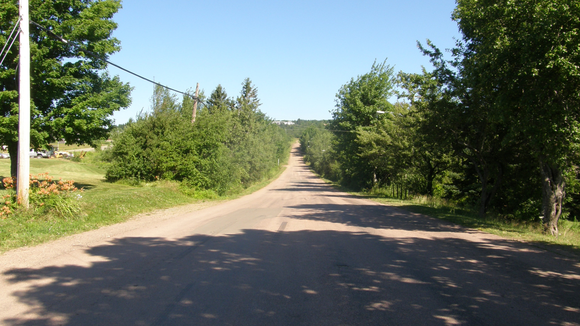 File:Magnetic Hill Moncton Front.JPG