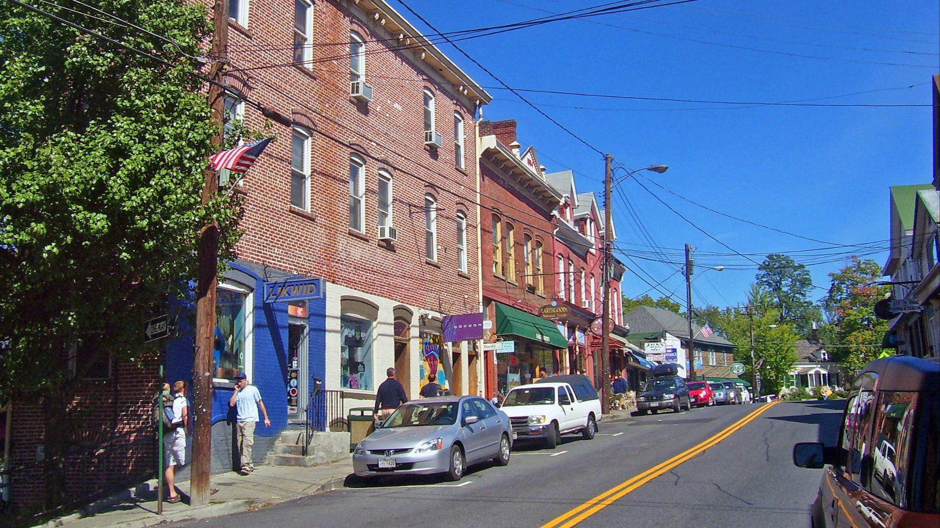 File:Downtown New Paltz, NY 2.jpg
