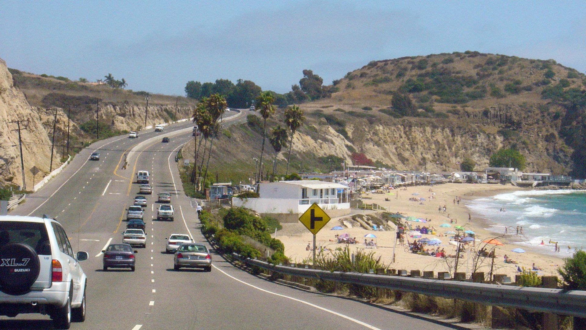 File:PCH Near Laguna Beach.jpg