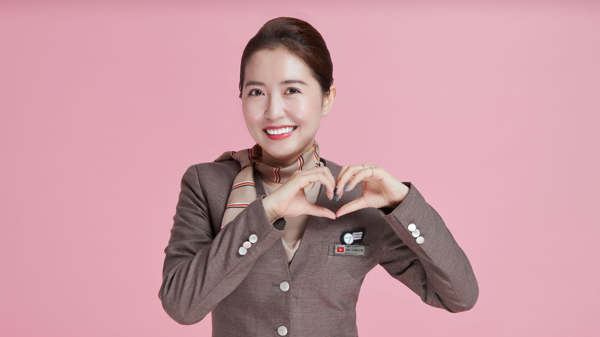 woman in black button up long sleeve shirt