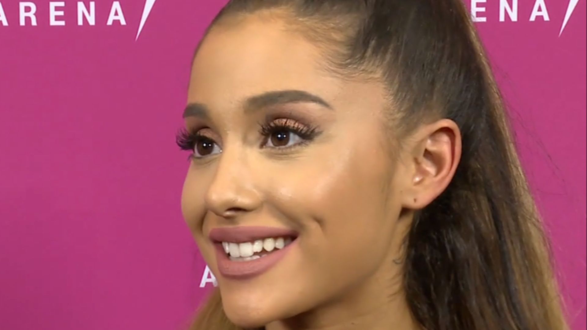 File:Ariana Grande interview 2016.png