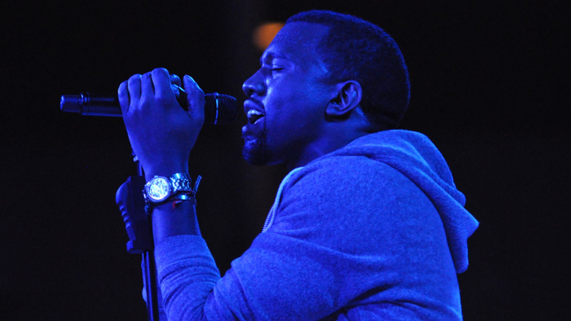 File:Kanye West @ MoMA (A).jpg