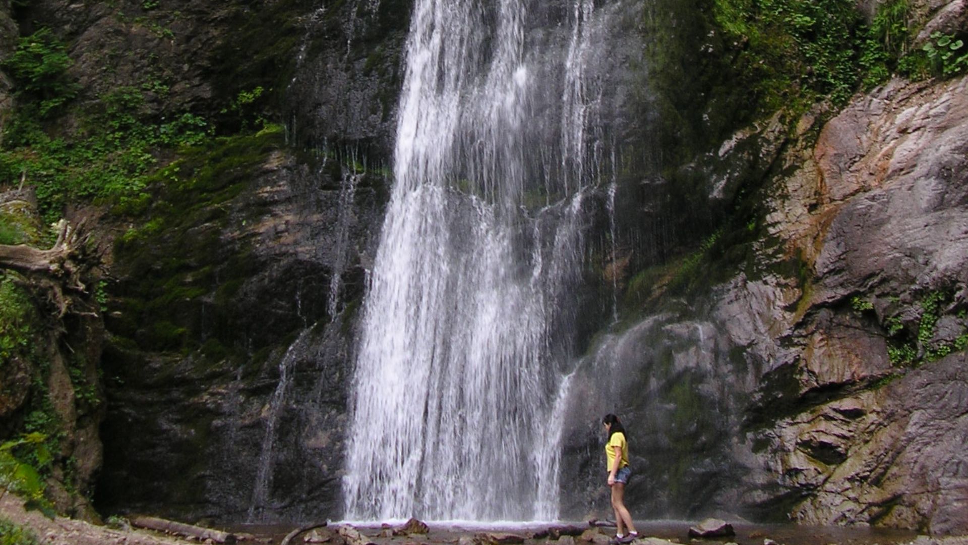 File:Šútovský vodopád - panoramio.jpg