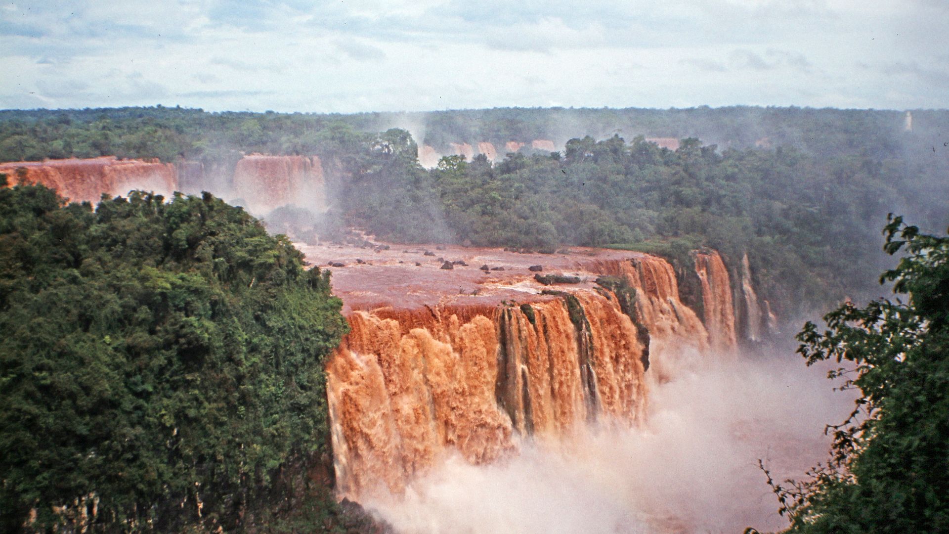 File:00 1854 Iguazú-Wasserfälle - Südamerika.jpg