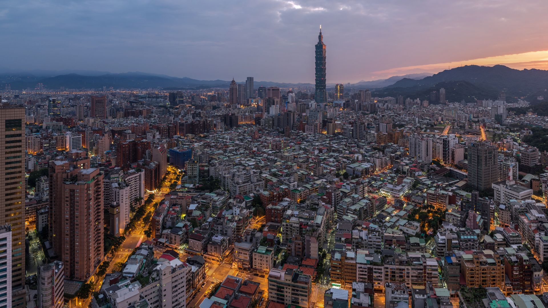 File:1 taipei sunrise panorama dxr edit pangen 141215 1.jpg