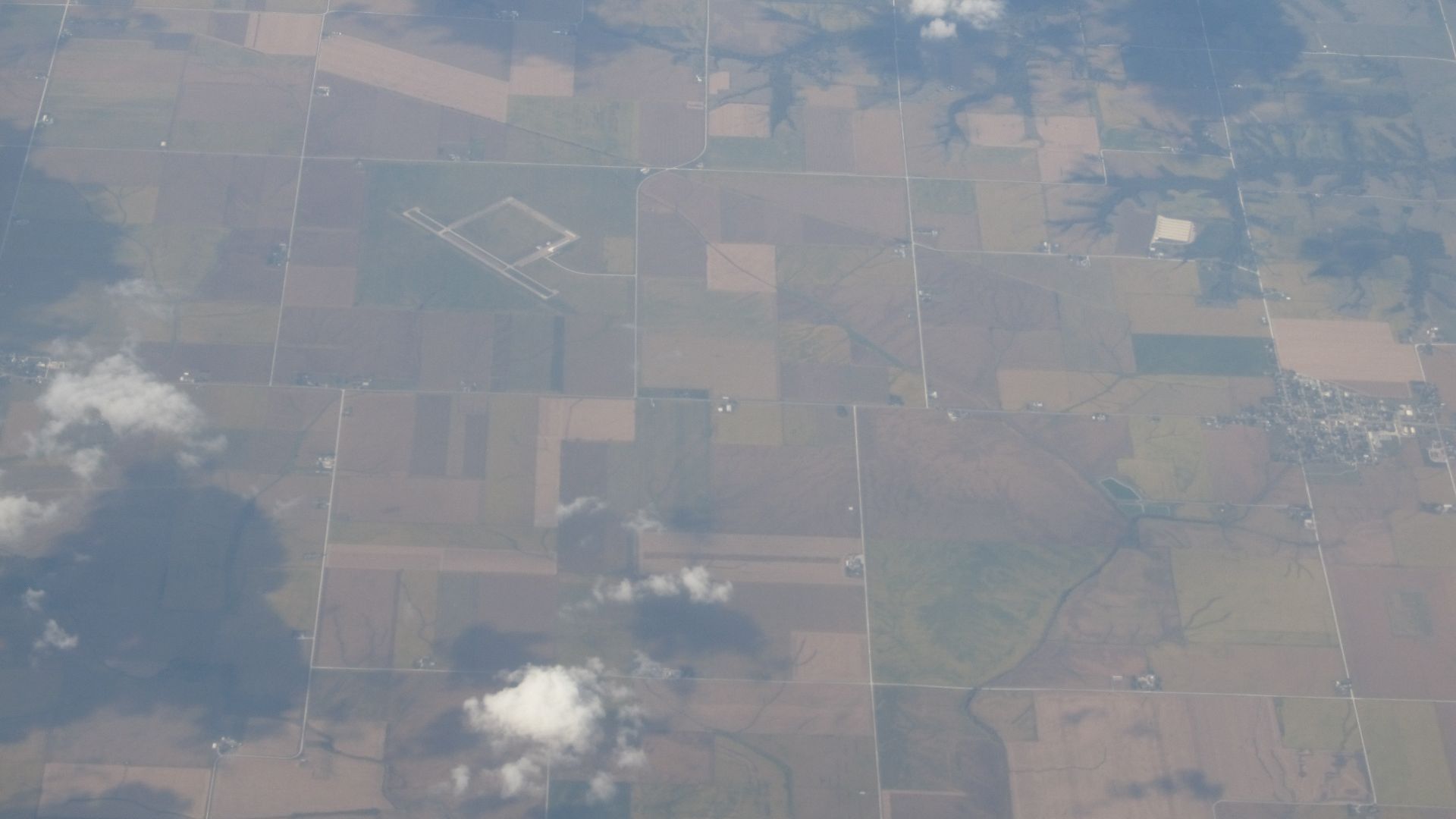 File:Fremont, Iowa and Oskaloosa Municipal Airport (7981512928).jpg