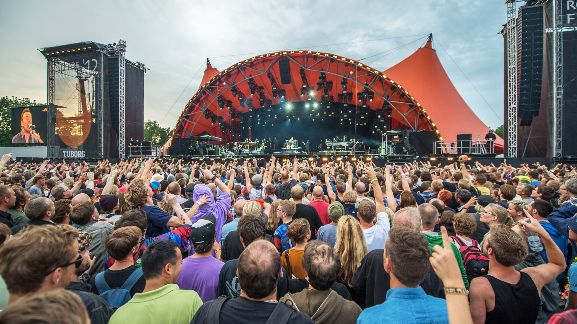 File:Roskilde Festival - Orange Stage - Bruce Springsteen.jpg