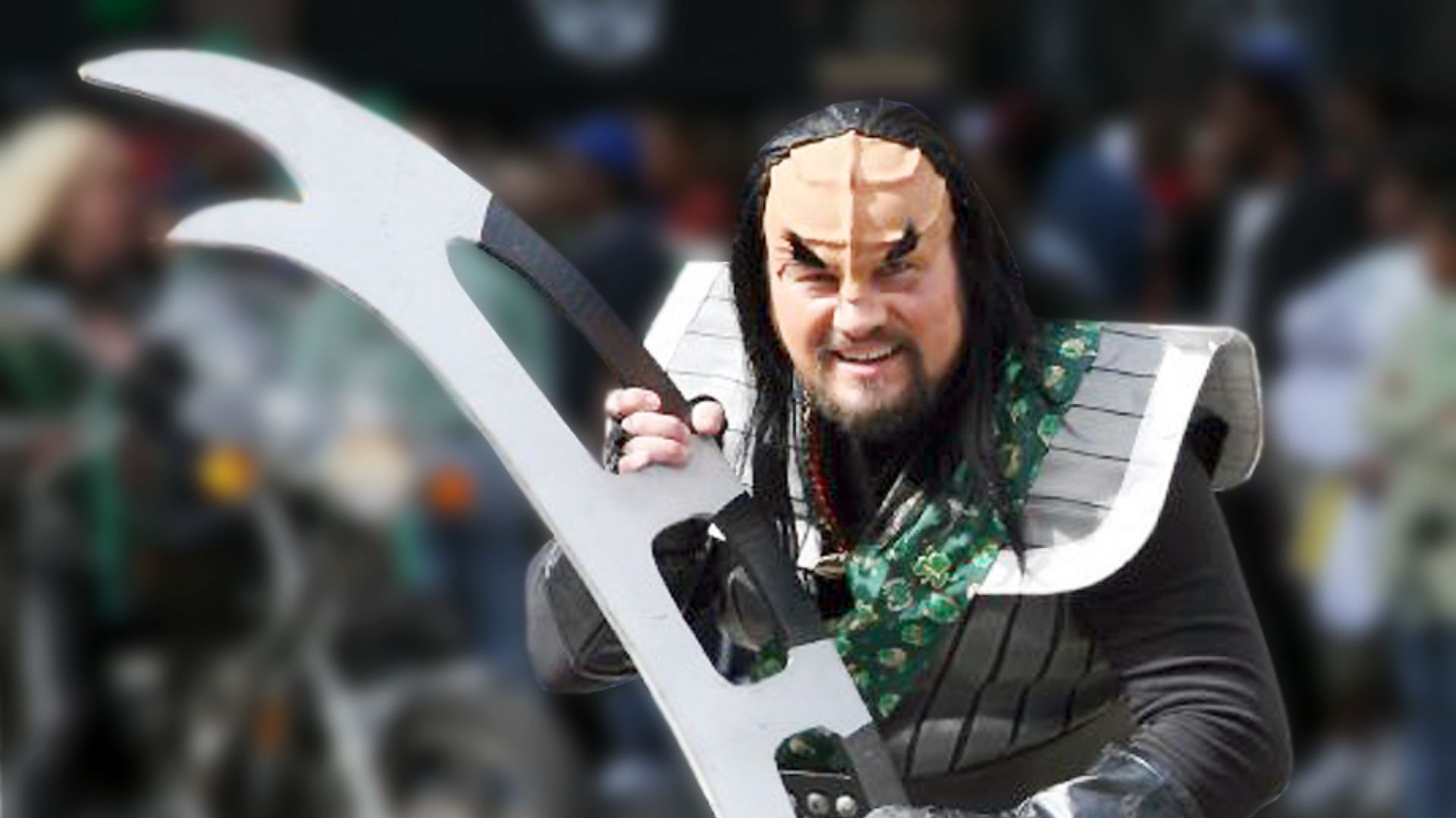 File:Klingon trekkie armed.jpg