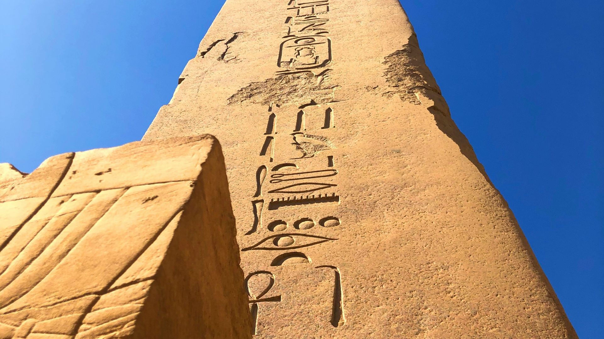 brown concrete pyramid under blue sky during daytime
