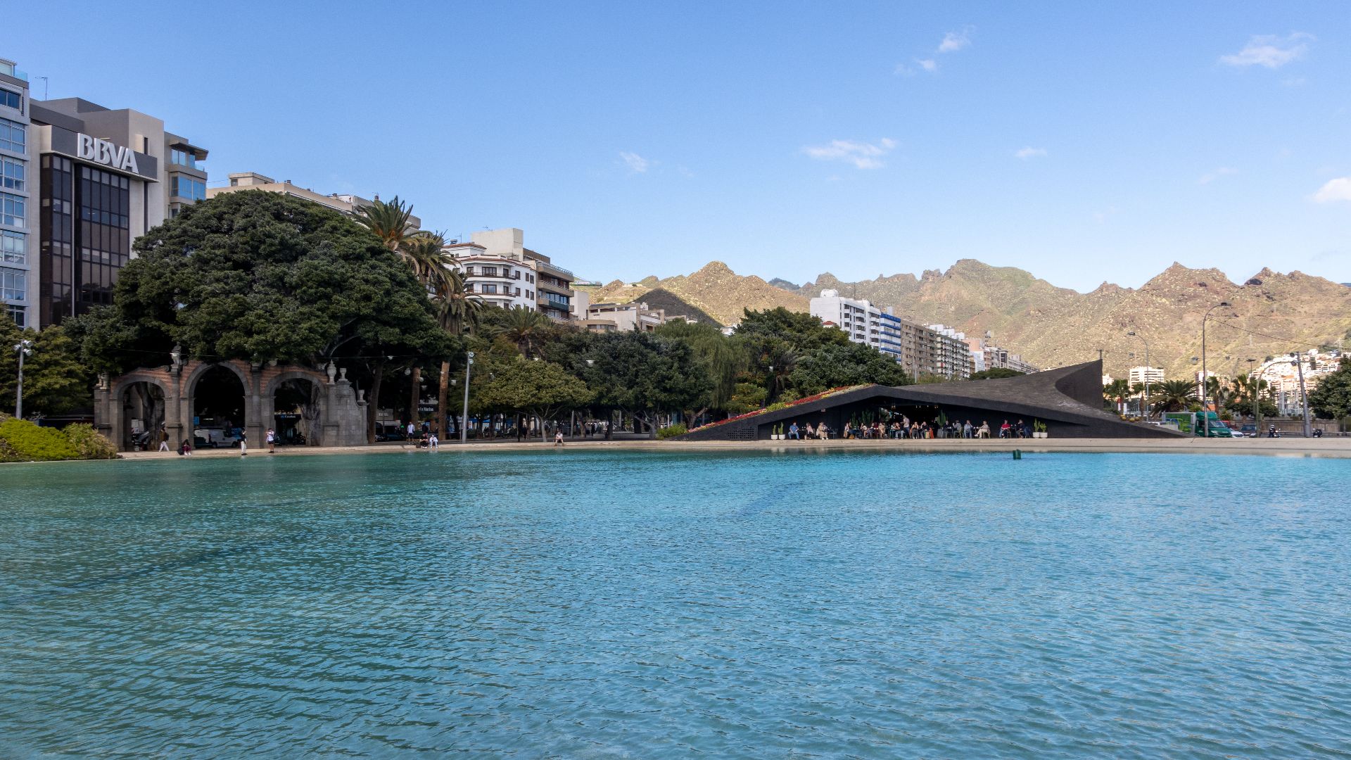 File:At At Santa Cruz de Tenerife 2023 070.jpg