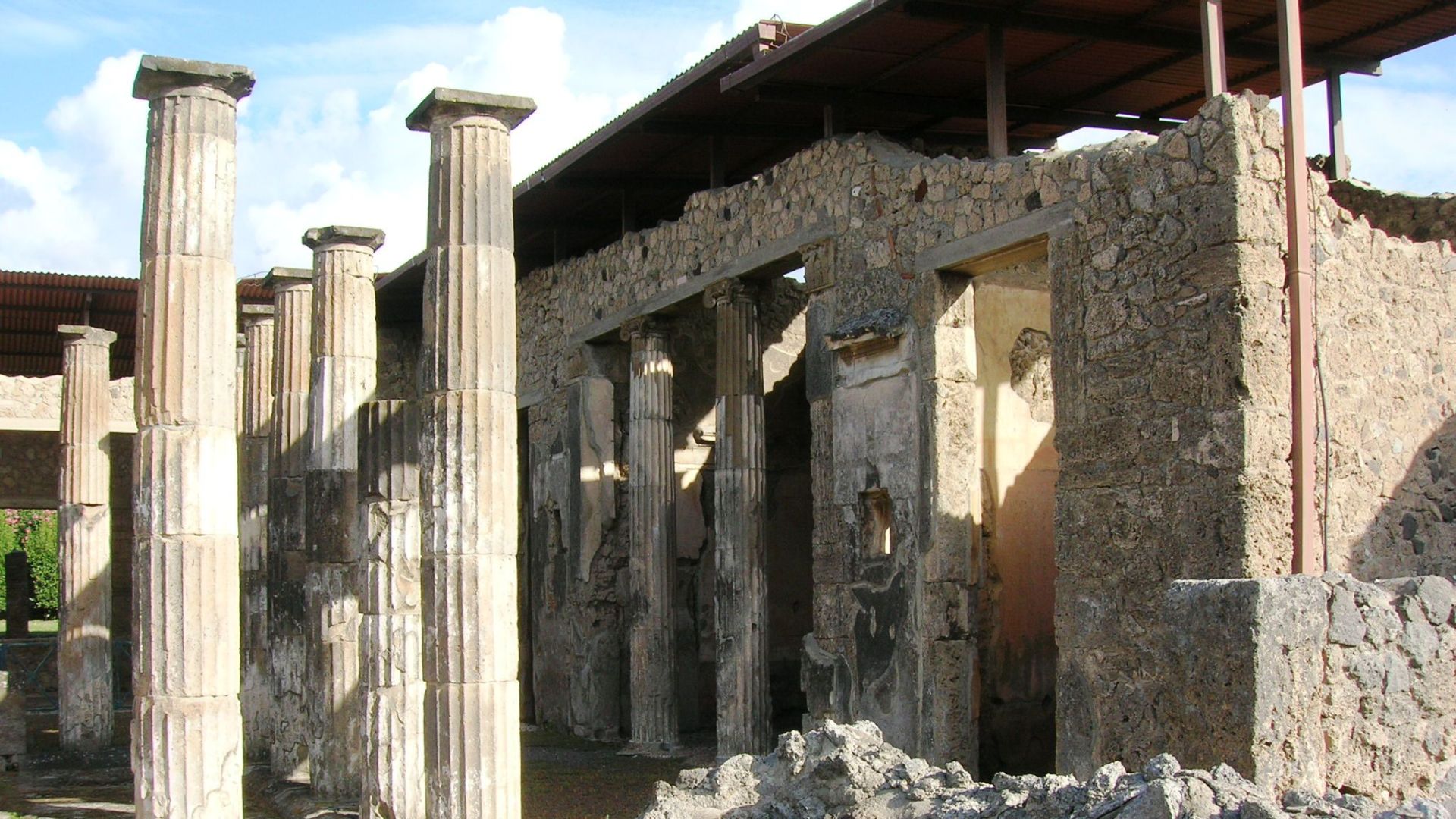 File:Casa di Marco Epidio Rufo 3.JPG