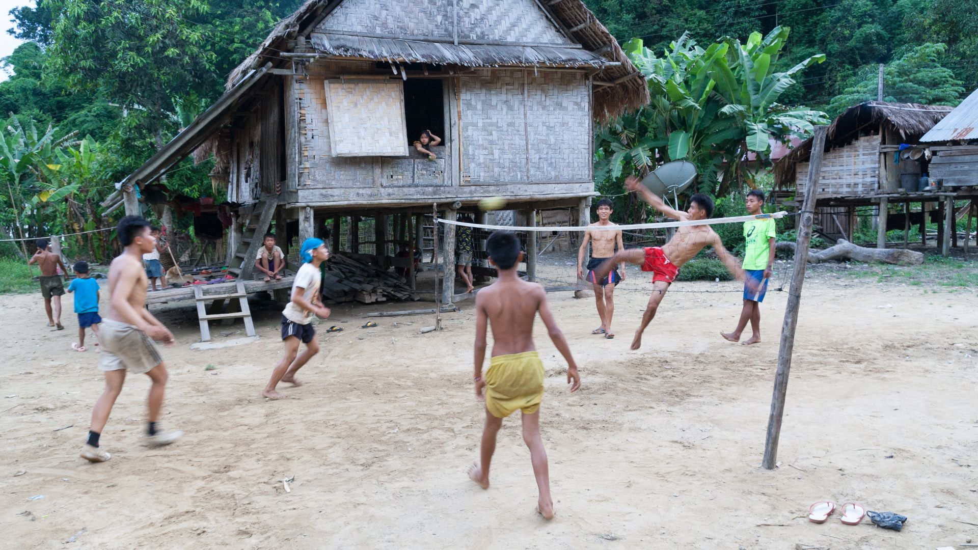 File:Sepak Takraw, Laos(1).jpg