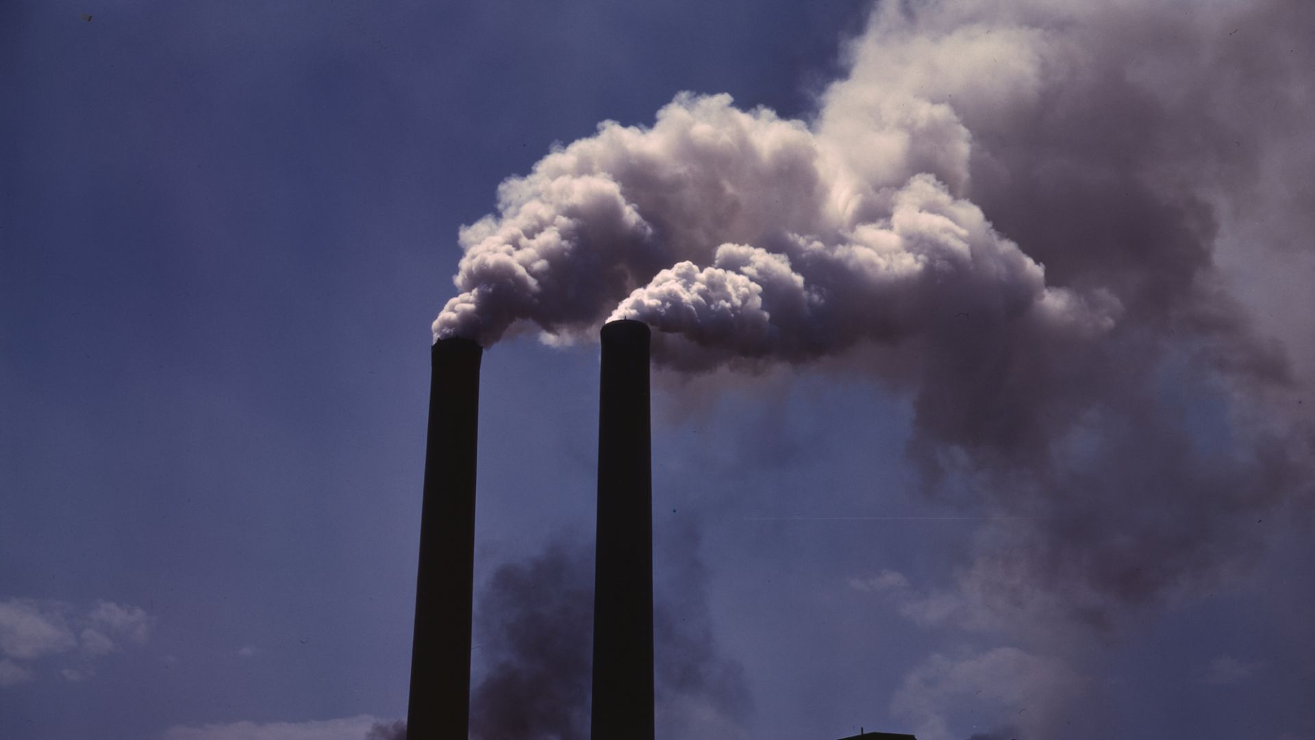 File:Alfred Palmer Smokestacks.jpg