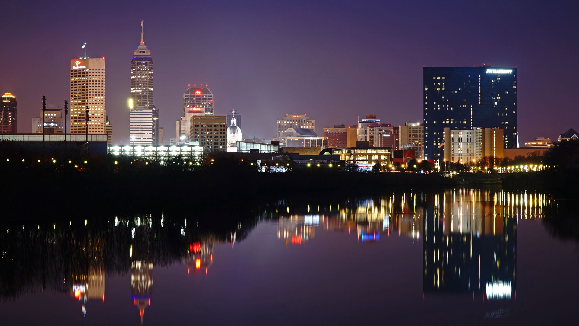 File:Downtown Indianapolis.jpg