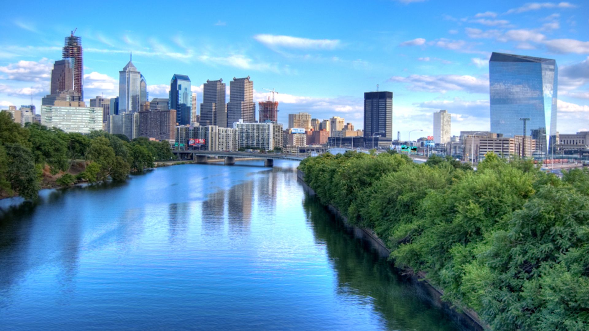 File:Philadelphia skyline August 2007.jpg