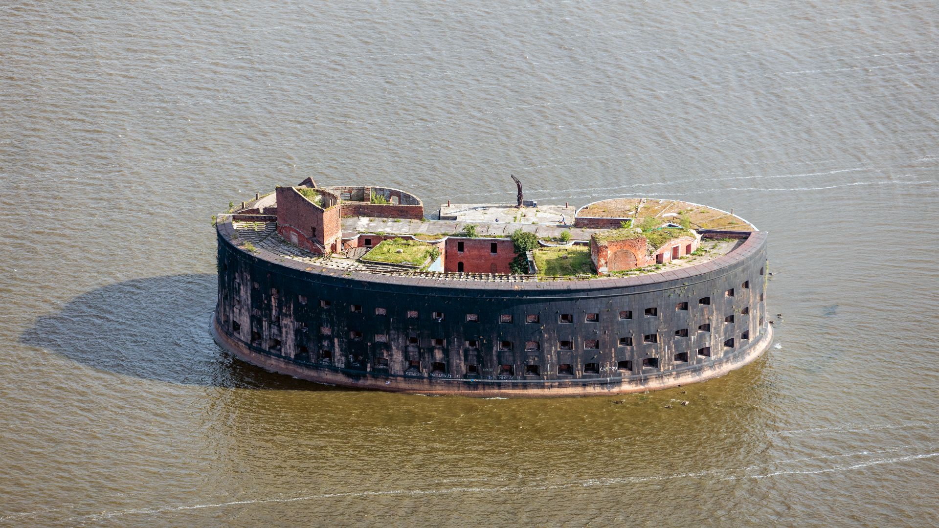 File:RUS-2016-Aerial-SPB-Forts of Kronstadt (Fort Alexander I).jpg