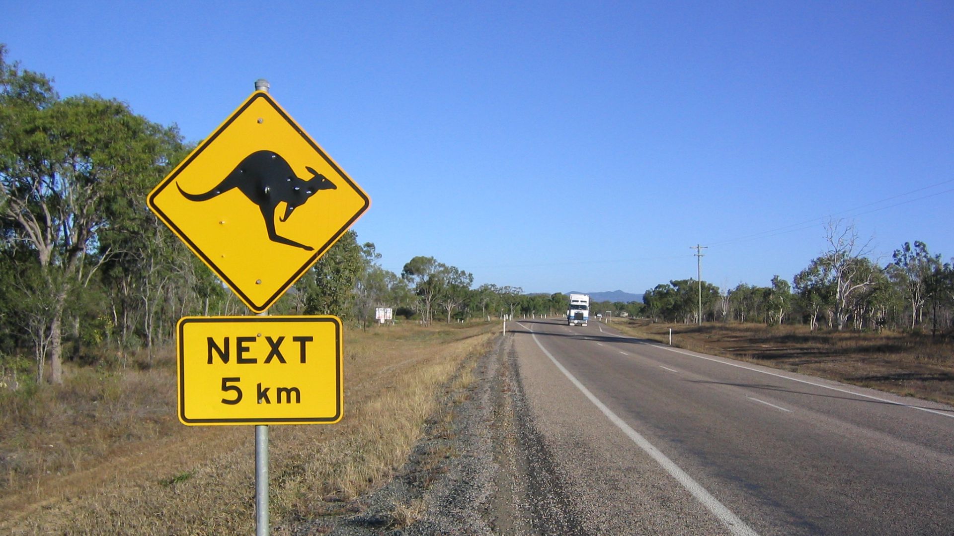 File:Bruce Highway.jpg