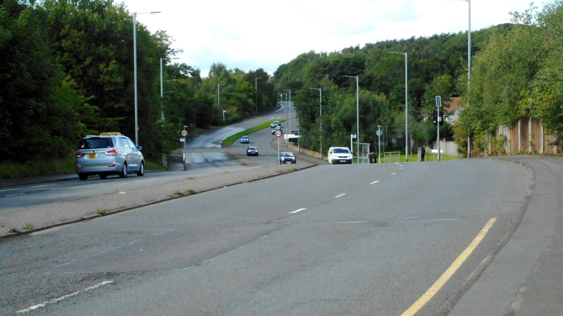 File:A726 Nitshill Road (geograph 5896850).jpg