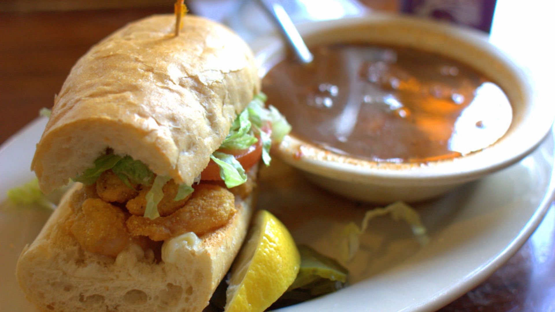 File:Liuzza's by the track shrimp po' boy & gumbo New Orleans.jpg