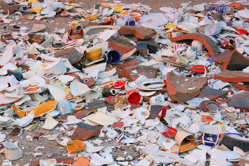 1024Px-Scherben (Polterabend)