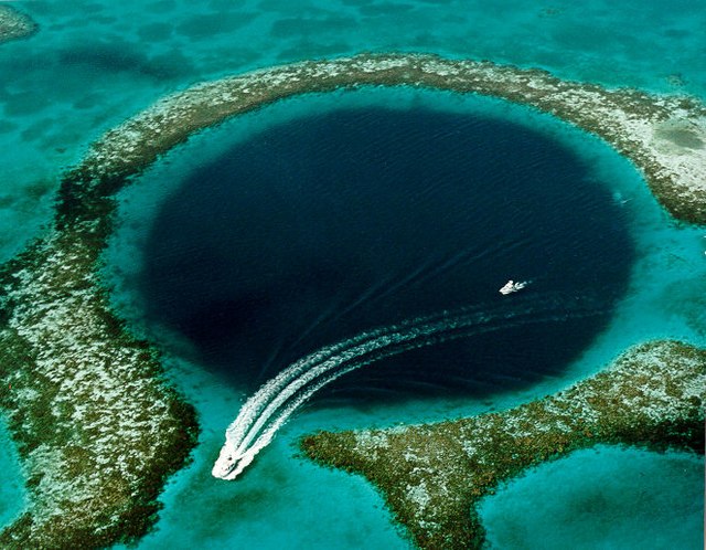 640Px-Great Blue Hole