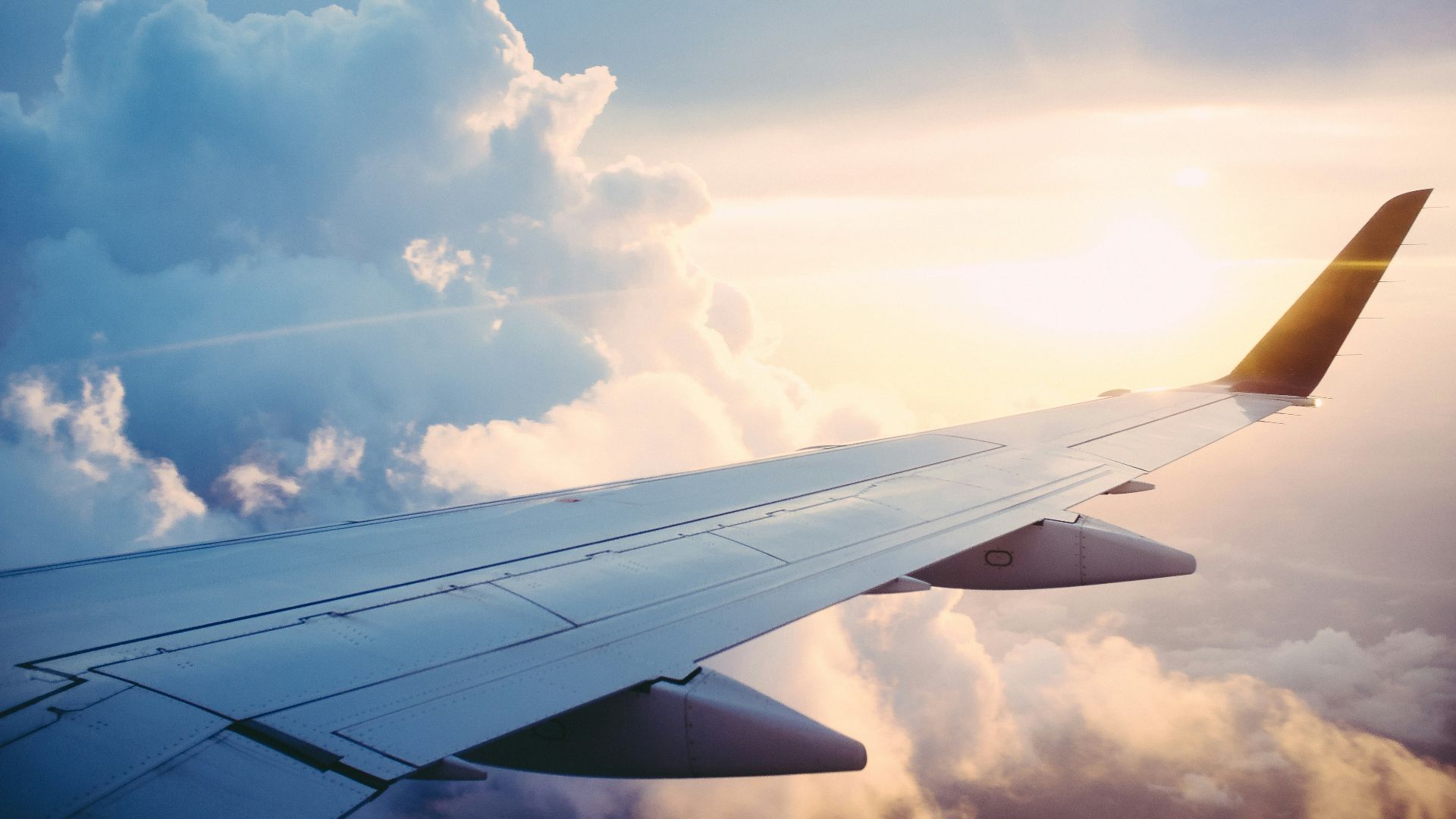aerial photography of airliner