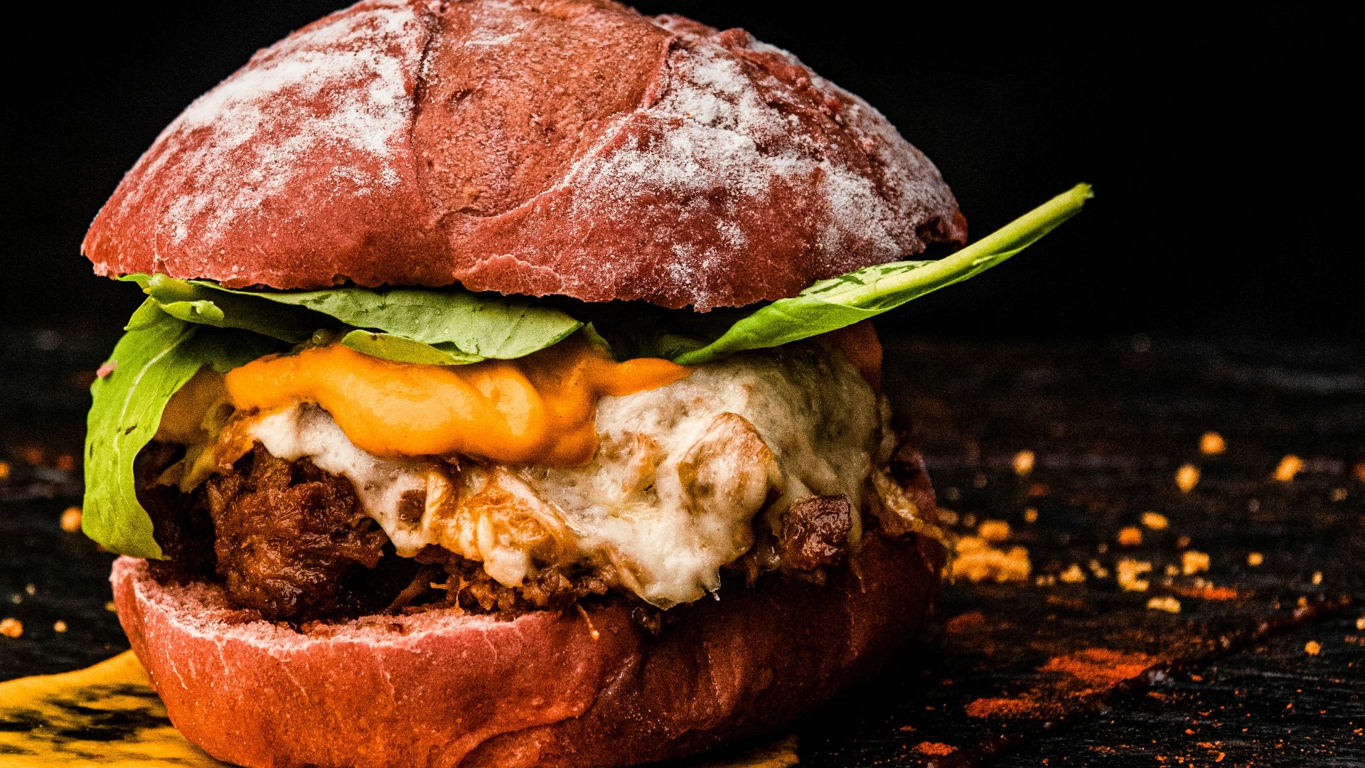 burger with lettuce and tomato