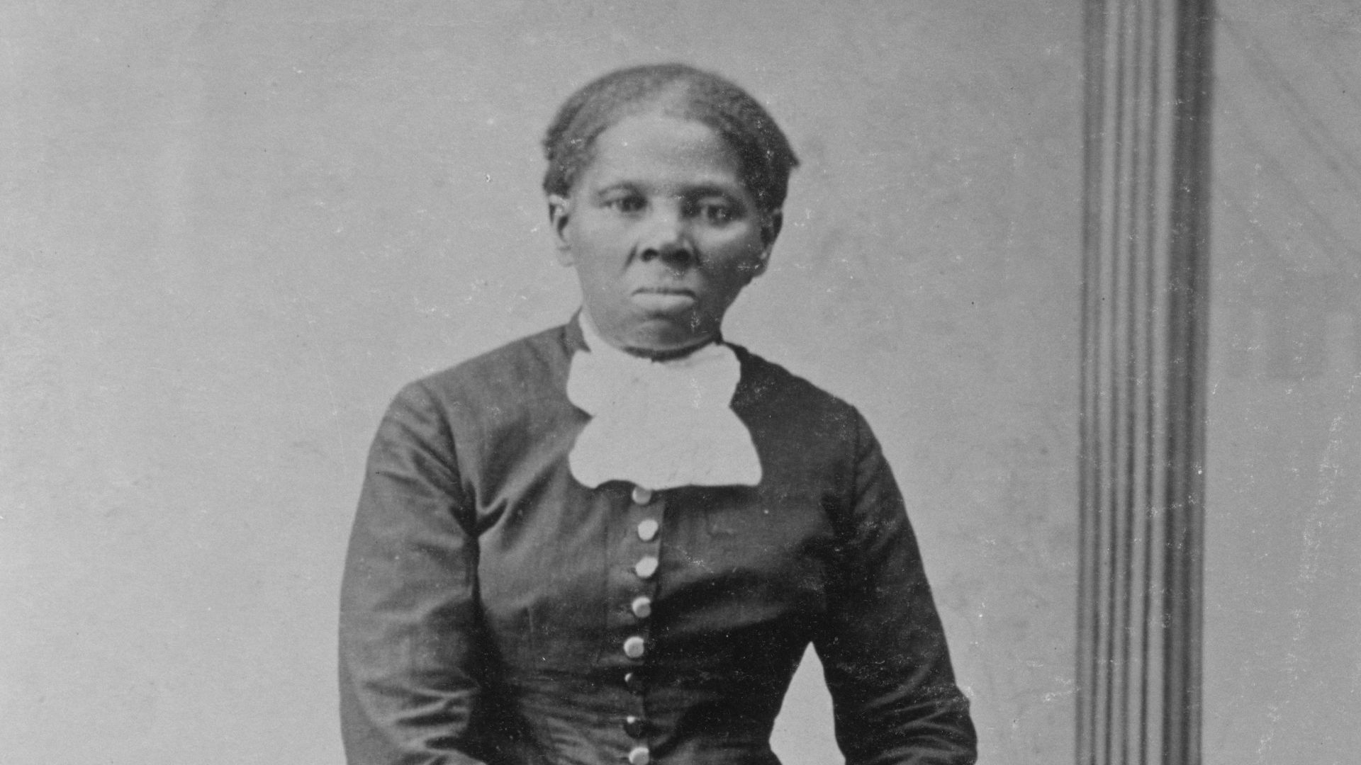 Portrait of Harriet Tubman.