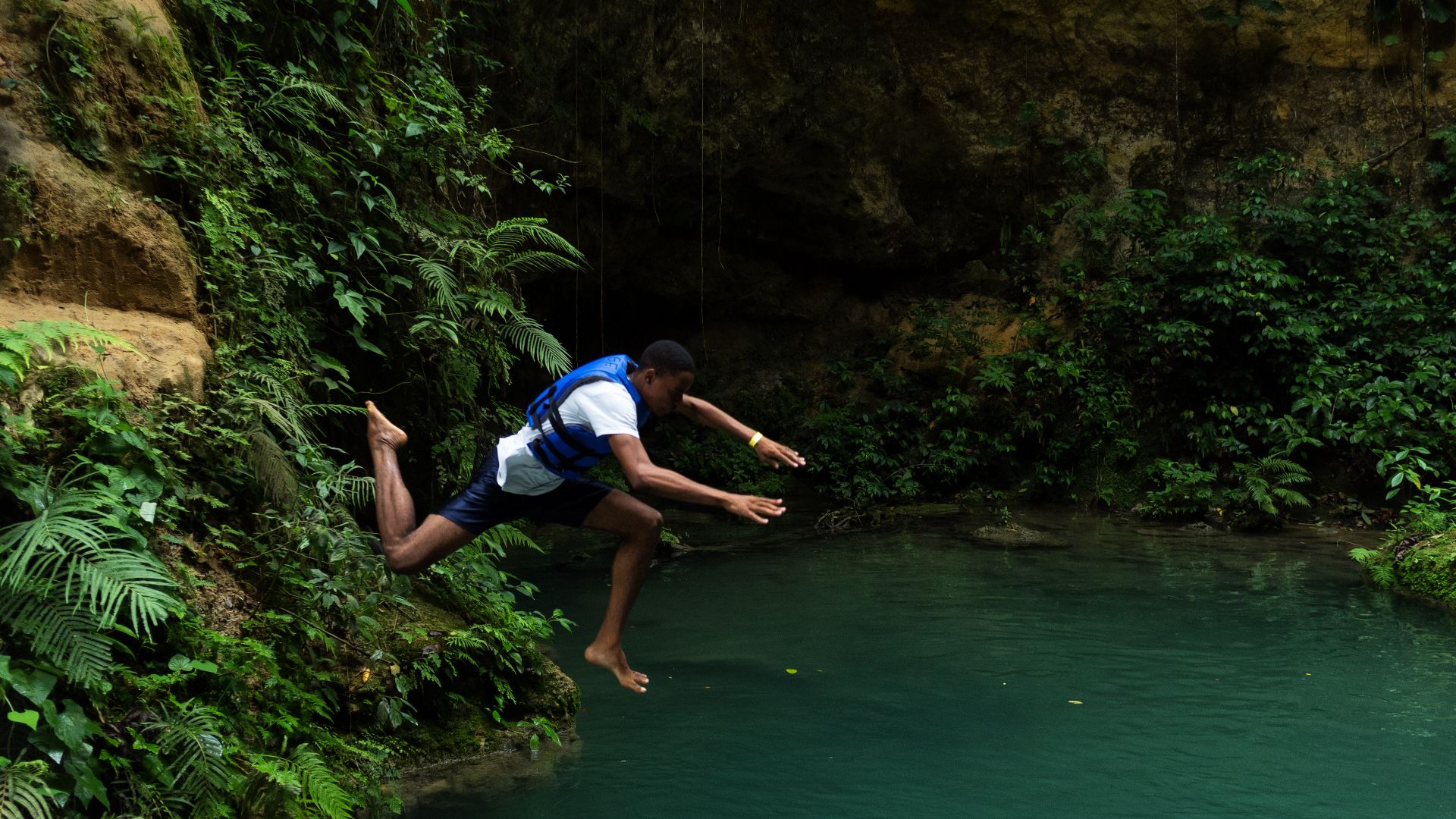 File:Island Gully Falls - Blue Hole (31614815034).jpg